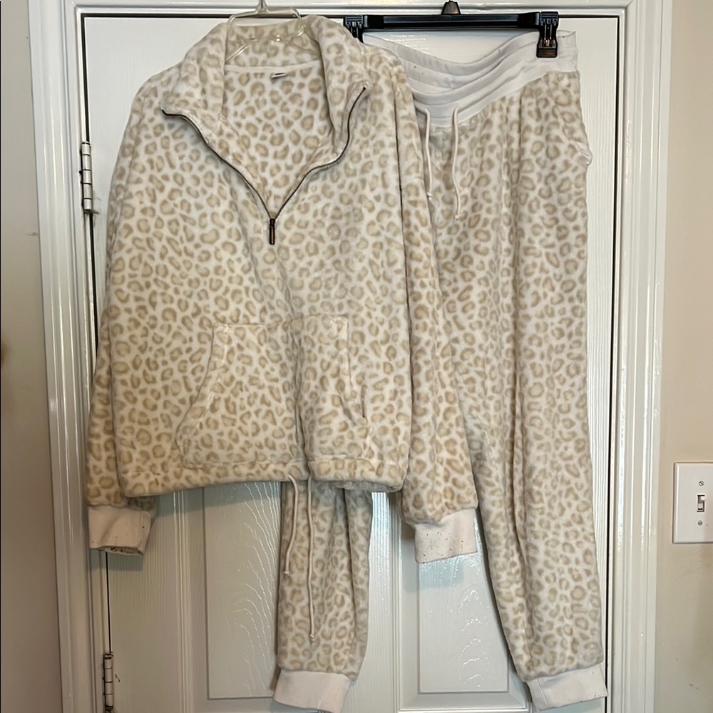 Cozy Cream Leopard Women’s Pajamas - Picture 1 of 5